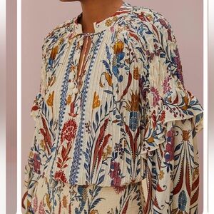 FARM Rio Cream Romantic Lightness Long Sleeve Blouse